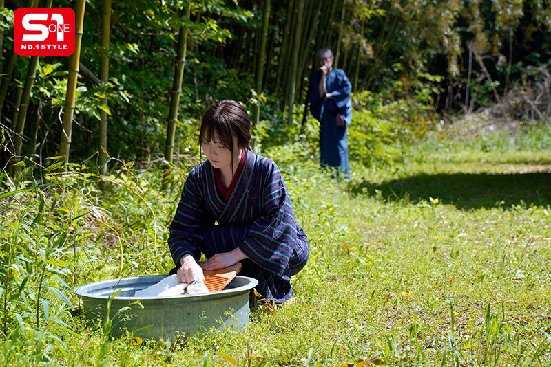 Cô thôn nữ dễ thương làm bồn chứa tinh của tất cả đàn ông Miru